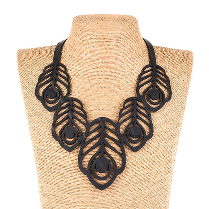 Peacock Feather Necklace-1