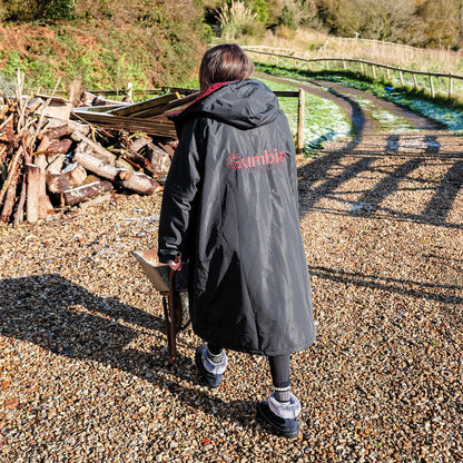 Sports-Cape Fully Waterproof & Insulated - Black & Burgundy