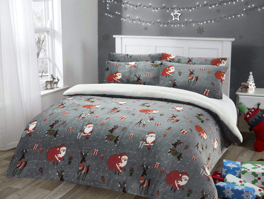 OLIVIA ROCCO Duvet Set Santa Christmas Presents Reversible Teddy Fleece for Everyday Luxury Hotel-Style