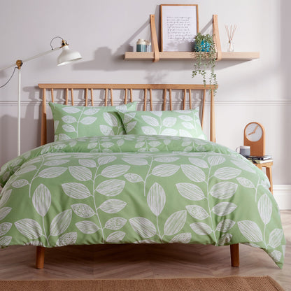 OLIVIA ROCCO Leaf Print Reversible Cotton Rich Duvet Cover Set With Pillowcases Black Bedroom Refresh Easy-Care Comfort